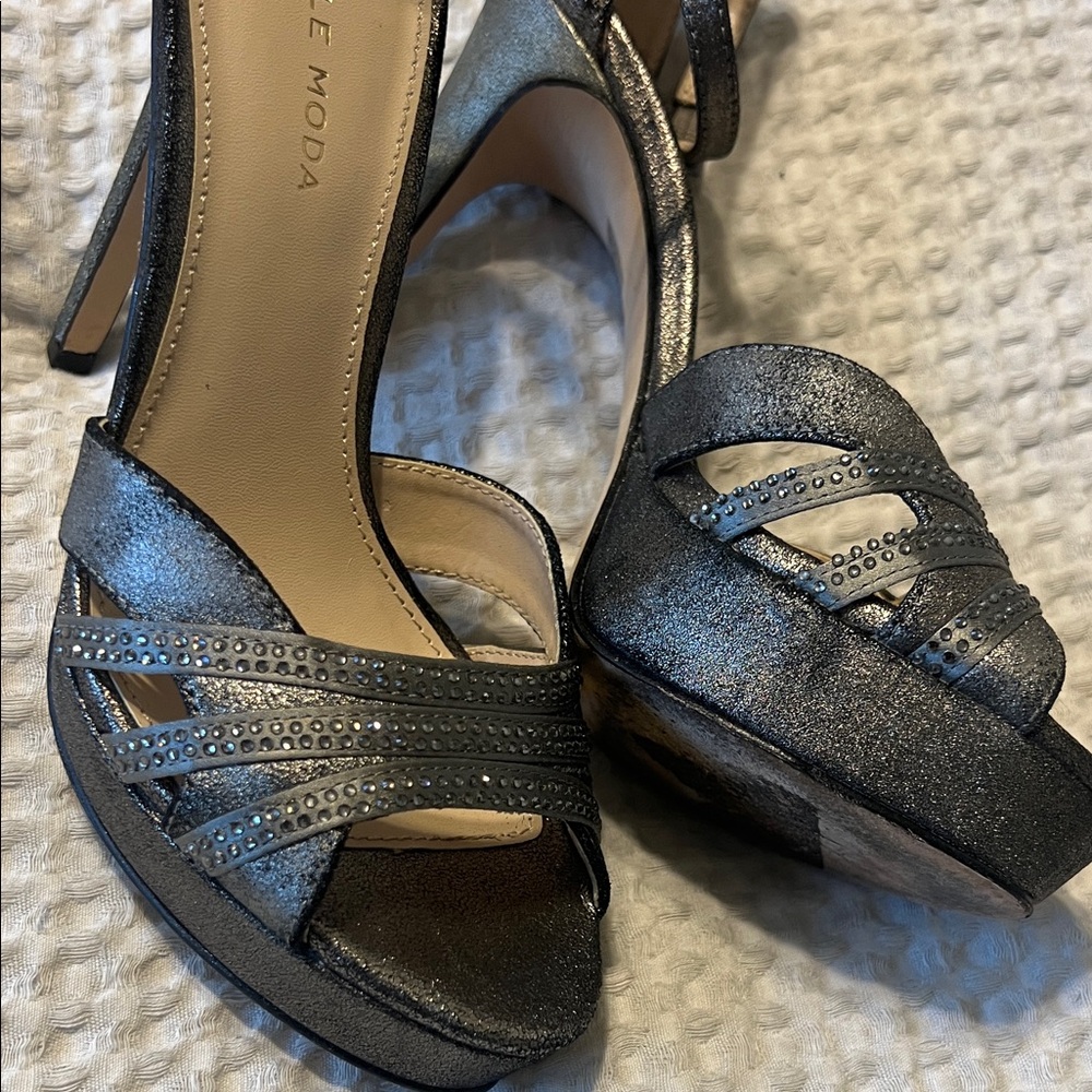 Pelle Moda Metallic Black Strappy Heels - Picture 5 of 9